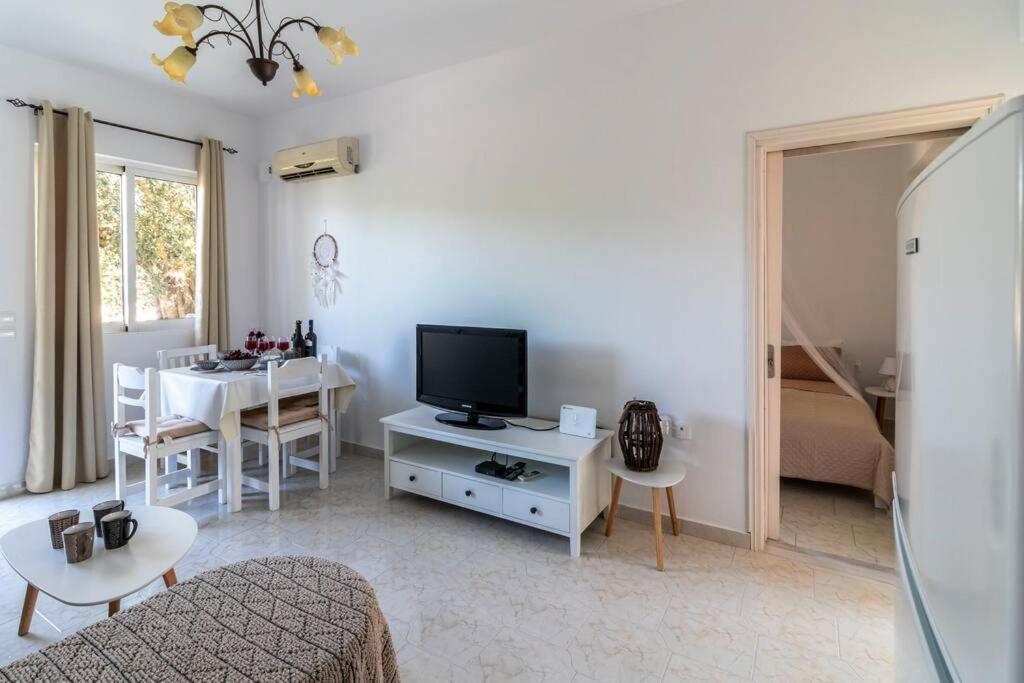 דירות אפאנטו Fotis House מראה חיצוני תמונה